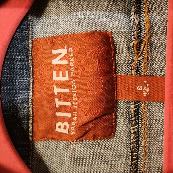 Bitten by Sarah Jessica Parker Girl's Jean Jacket -SZS - Picture 2 of 3